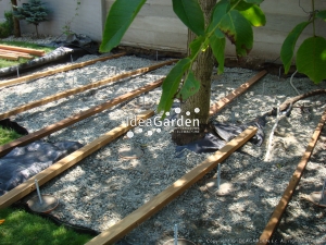 Montaż konstrukcji drewnianej - realizacja w ogrodzie
