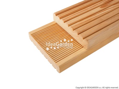 Deski z drewna iglastego